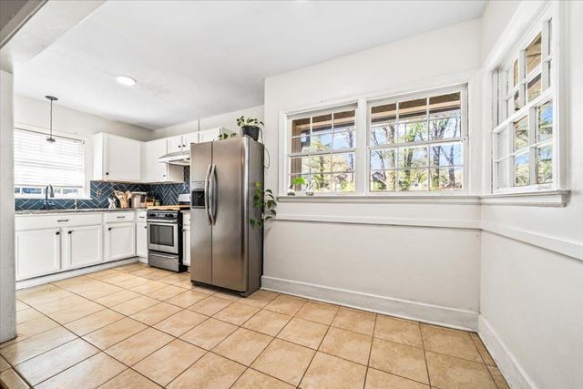 3249 S WAYNOKA CIR, Memphis, TN 38111