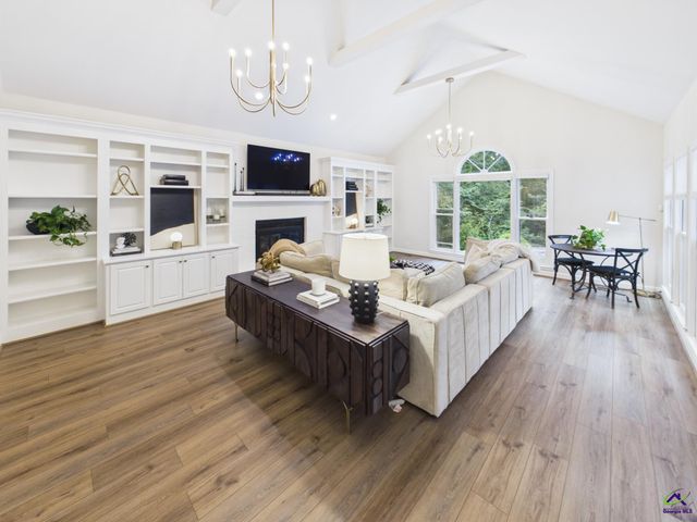 206 Huntington Court, Macon, GA 31210