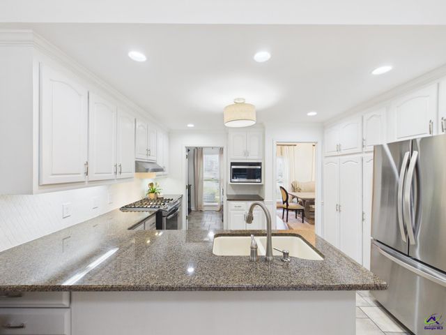 206 Huntington Court, Macon, GA 31210