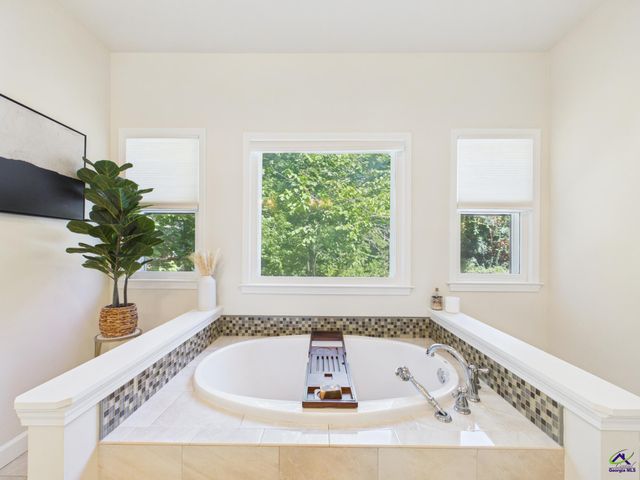 206 Huntington Court, Macon, GA 31210