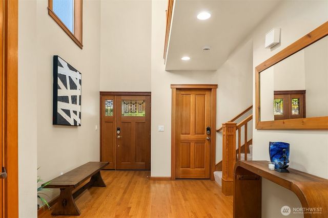 11226 NE 67th Street, Kirkland, WA 98033