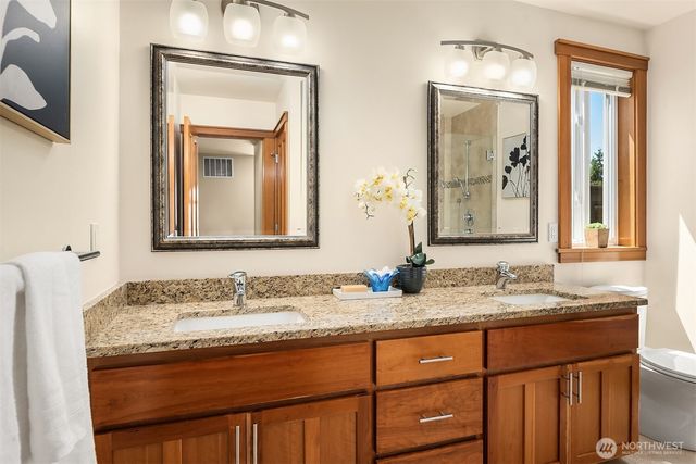 11226 NE 67th Street, Kirkland, WA 98033