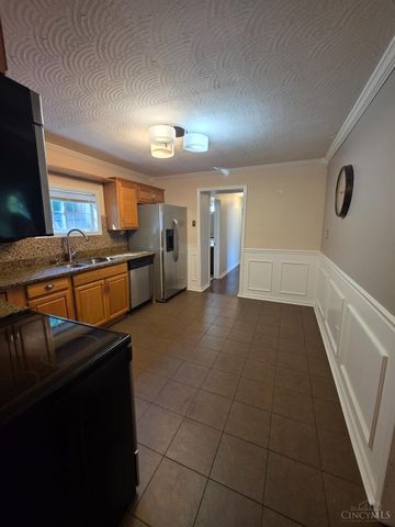 1894 Parker Road, Goshen Twp, OH 45122
