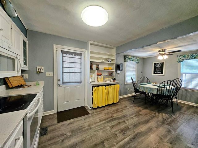 667 Ellen RD, Newport News, VA 23605