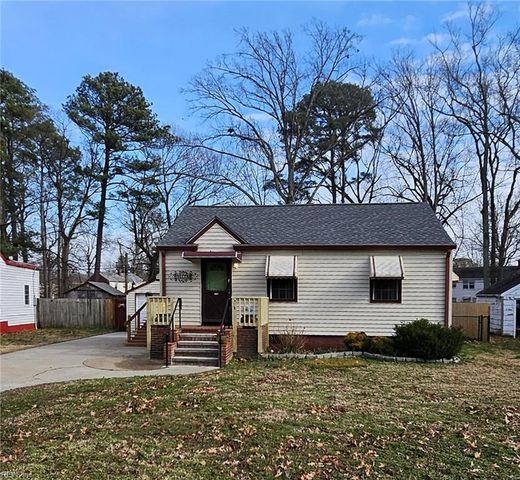 667 Ellen RD, Newport News, VA 23605