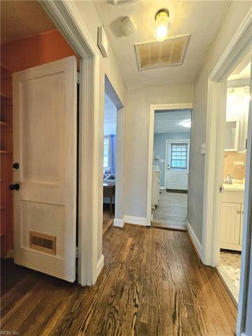 667 Ellen RD, Newport News, VA 23605