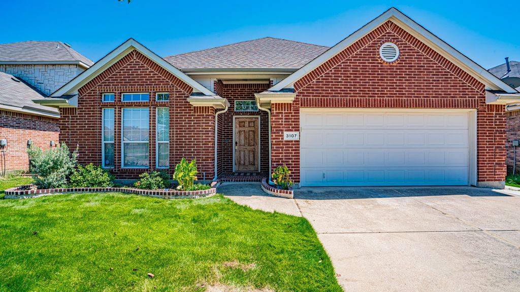 3107 S Camino Lagos, Grand Prairie, TX 75054