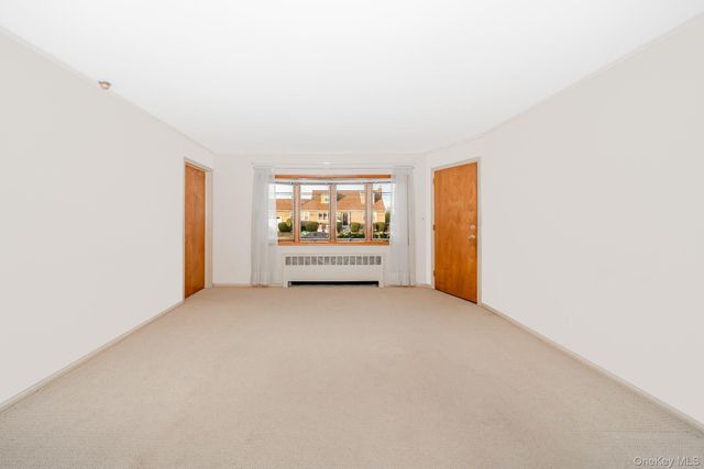 242 N Pine Street, Massapequa, NY 11758