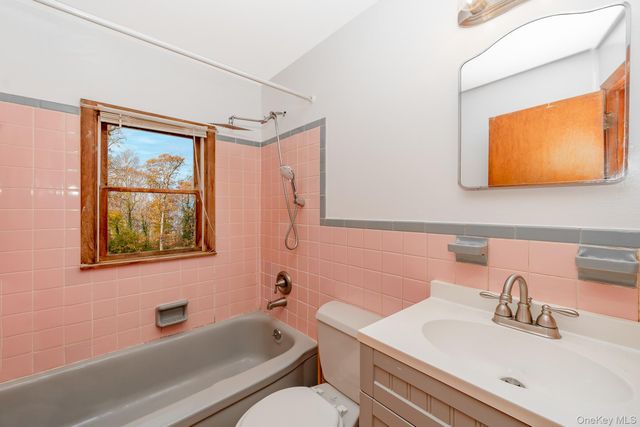 242 N Pine Street, Massapequa, NY 11758