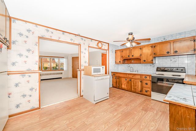 242 N Pine Street, Massapequa, NY 11758