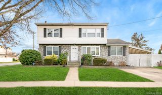 242 N Pine Street, Massapequa, NY 11758