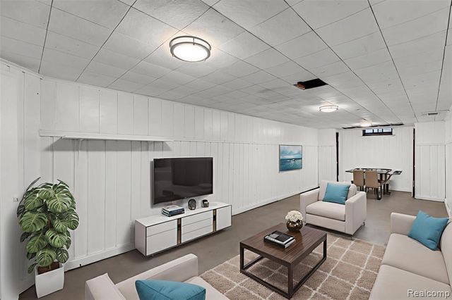 16446 E State Fair Street, Detroit, MI 48205