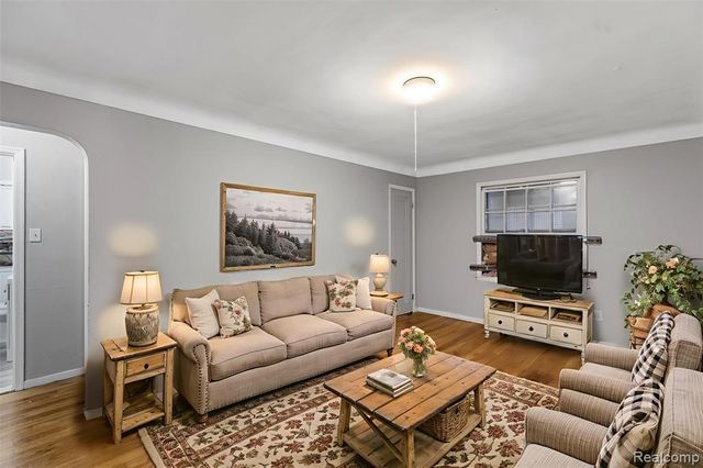 16446 E State Fair Street, Detroit, MI 48205