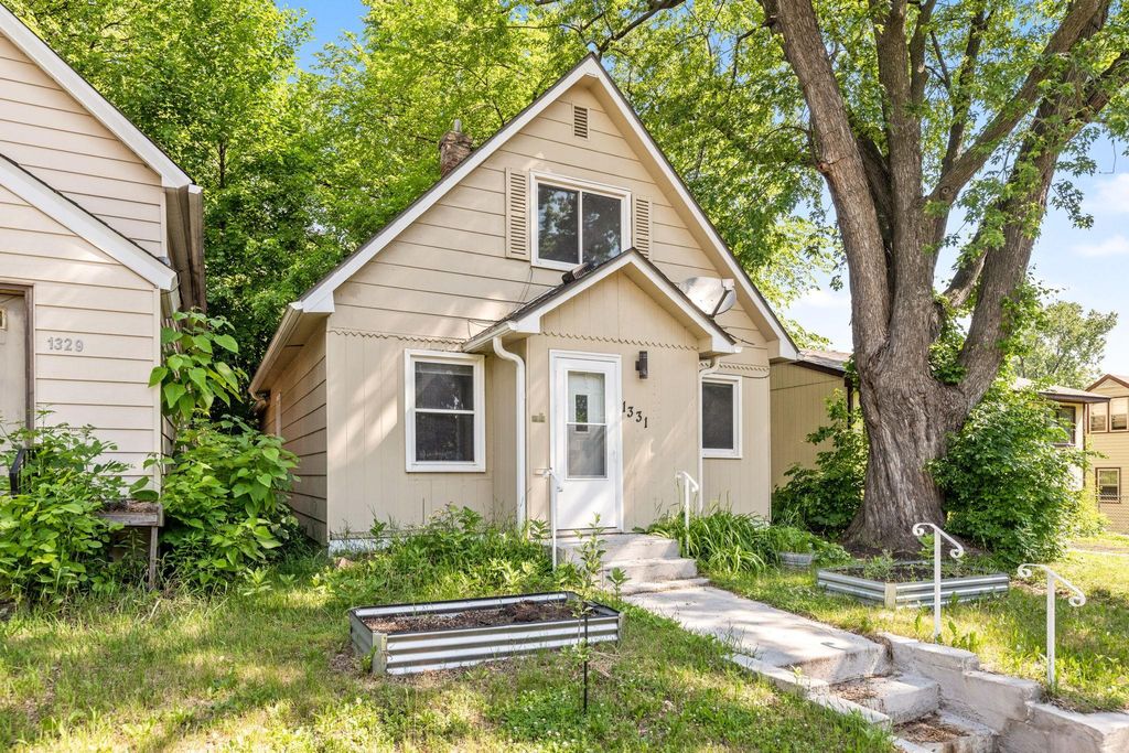 1331 4th Street E, Saint Paul, MN 55106 — exterior
