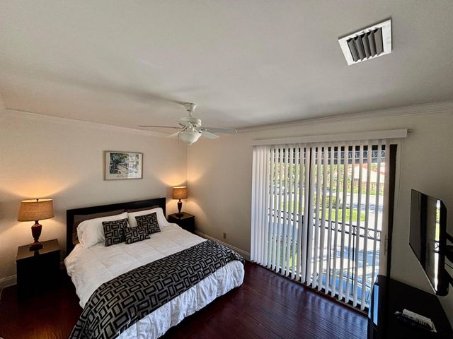 1760 Shoreside Circle, Wellington, FL 33414