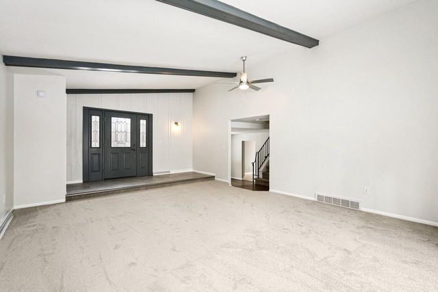 741 Summit COURT, West Bend, WI 53095