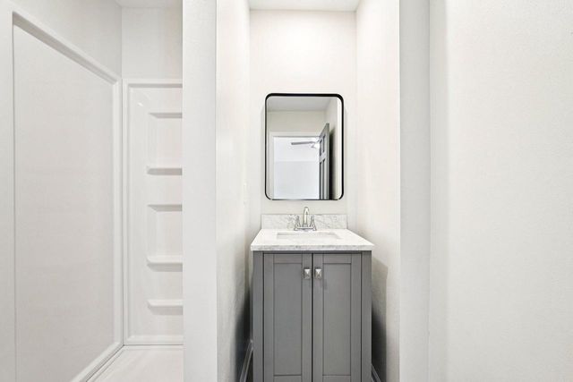 741 Summit COURT, West Bend, WI 53095