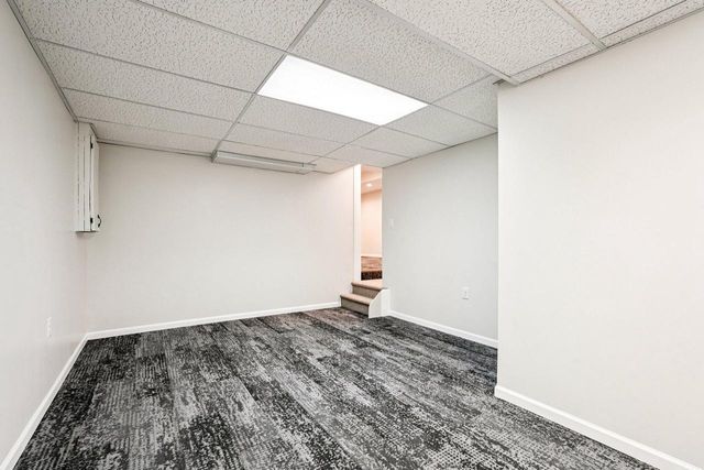 741 Summit COURT, West Bend, WI 53095