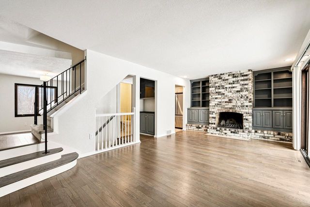 741 Summit COURT, West Bend, WI 53095