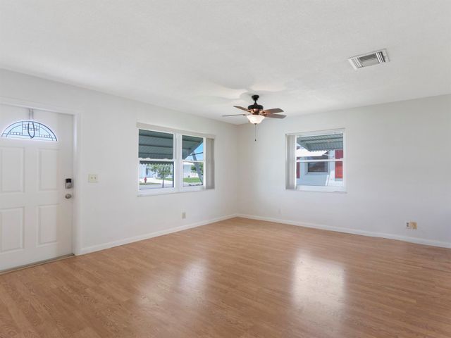 2196 SW Congress Boulevard, Boynton Beach, FL 33426