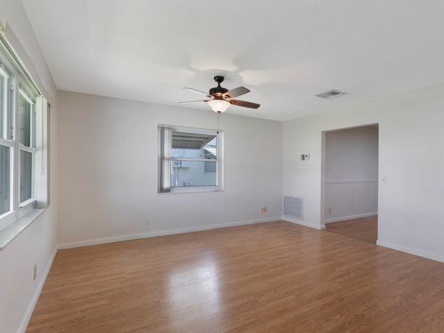 2196 SW Congress Boulevard, Boynton Beach, FL 33426