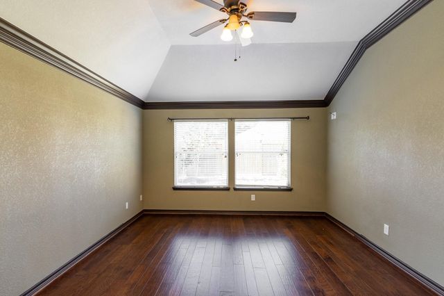 435 Sandstone Creek Lane, Dickinson, TX 77539