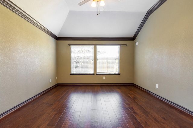 435 Sandstone Creek Lane, Dickinson, TX 77539