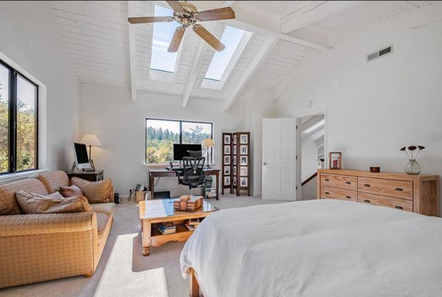 805 Old Mill Pond Rd., Los Gatos, CA 95033