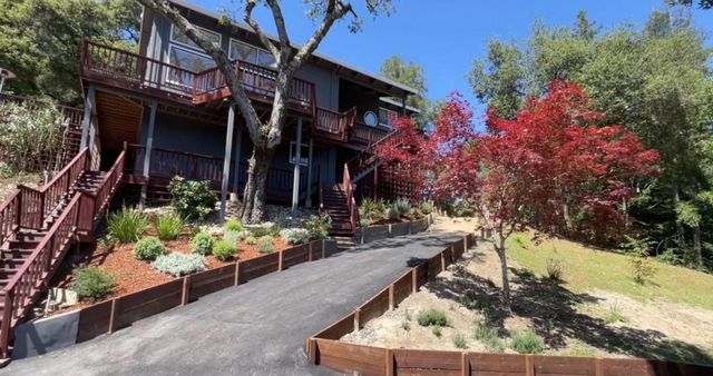 805 Old Mill Pond Rd., Los Gatos, CA 95033