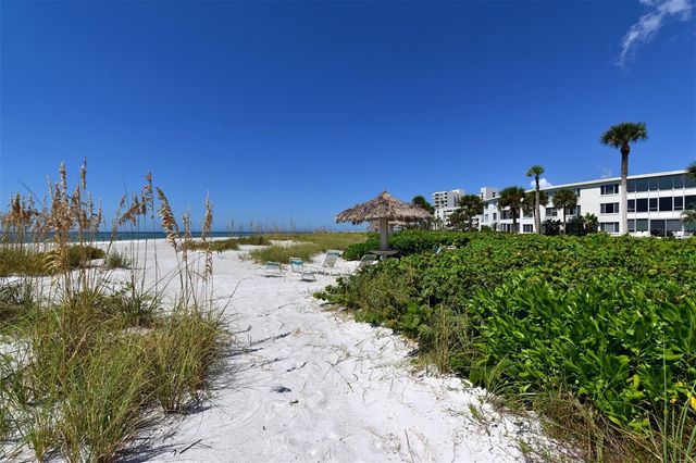 100 SANDS POINT ROAD 114, Longboat Key, FL 34228