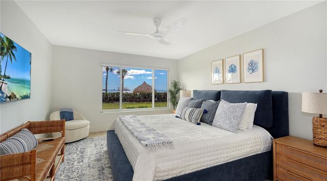 100 SANDS POINT ROAD 114, Longboat Key, FL 34228