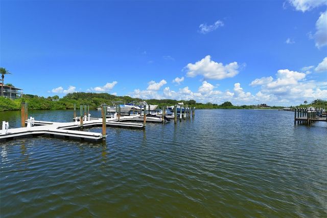 100 SANDS POINT ROAD 114, Longboat Key, FL 34228