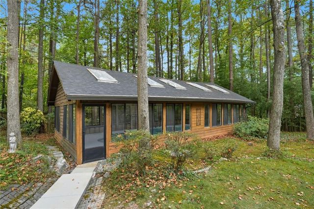 5786 Broxton Circle, Peachtree Corners, GA 30092