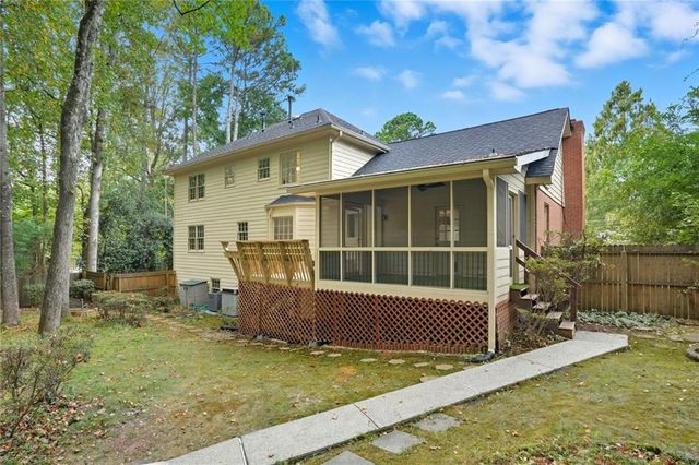 5786 Broxton Circle, Peachtree Corners, GA 30092