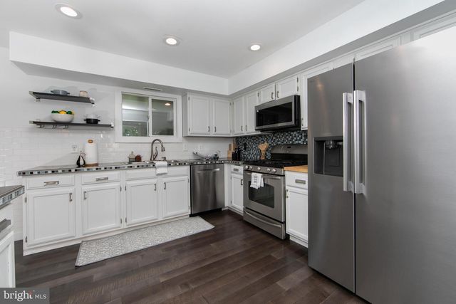 335 CINNAMINSON ST, Philadelphia, PA 19128