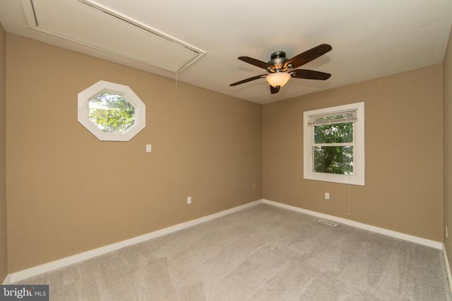 335 CINNAMINSON ST, Philadelphia, PA 19128