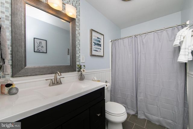 335 CINNAMINSON ST, Philadelphia, PA 19128