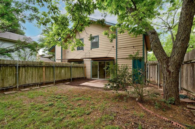 1800 Cinnamon PATH A, Austin, TX 78704