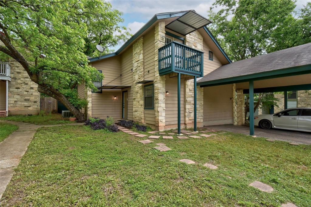 1800 Cinnamon PATH A, Austin, TX 78704