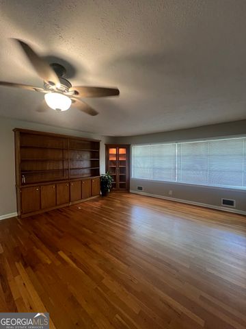 1064 Dallas Highway, Villa Rica, GA 30180