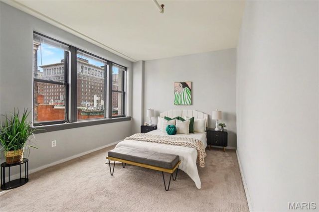 915 Olive Street 1002, St Louis, MO 63101