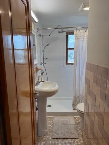 627 Powell STREET, La Crosse, WI 54603