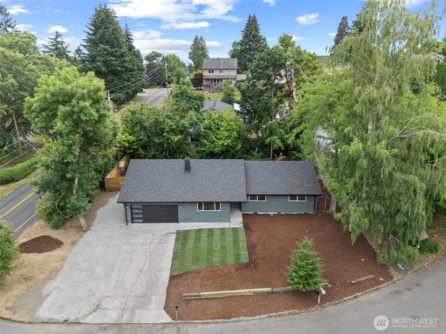 703 NW 117th Street, Vancouver, WA 98685