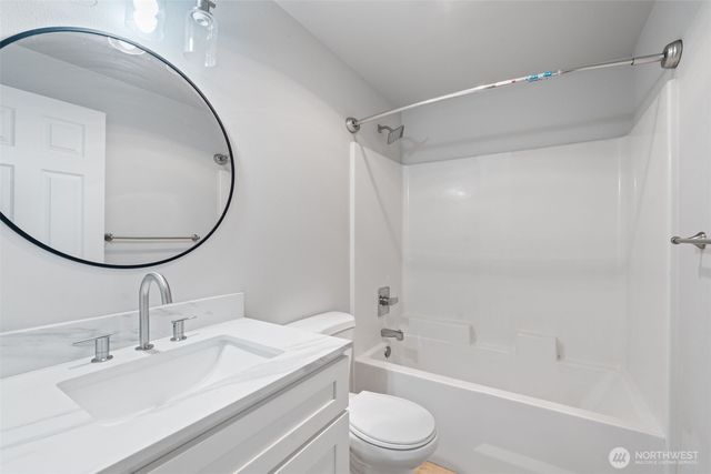 703 NW 117th Street, Vancouver, WA 98685