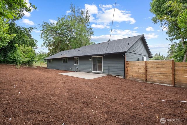 703 NW 117th Street, Vancouver, WA 98685
