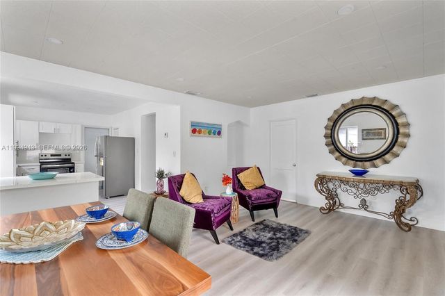 511 NE 131st St, North Miami, FL 33161