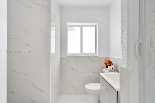 511 NE 131st St, North Miami, FL 33161