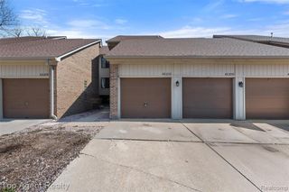 42372 Lochmoor Street, Clinton Township, MI 48038