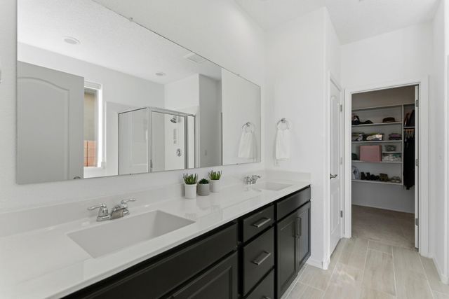 923 Zafiro Road SE, Rio Rancho, NM 87124