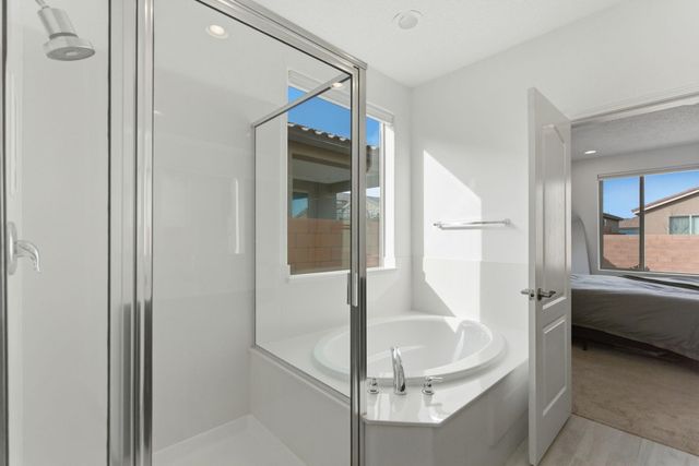 923 Zafiro Road SE, Rio Rancho, NM 87124